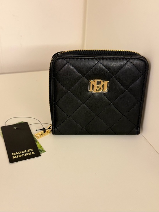 Badgley Mischka Handbags - NWT Badgley Mischka Quilted Black Zip-Around Wallet